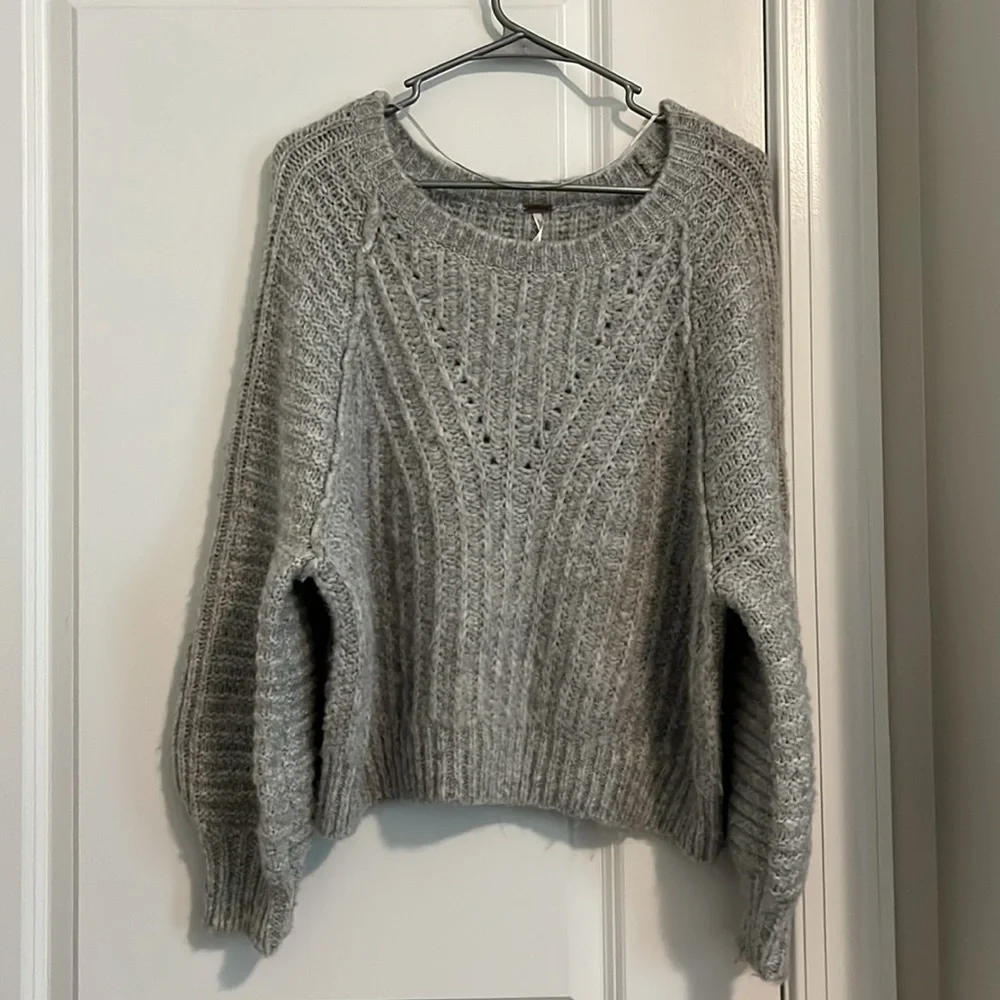 Free People Carter Pullover Sweater NWOT - Picture 4 of 7
